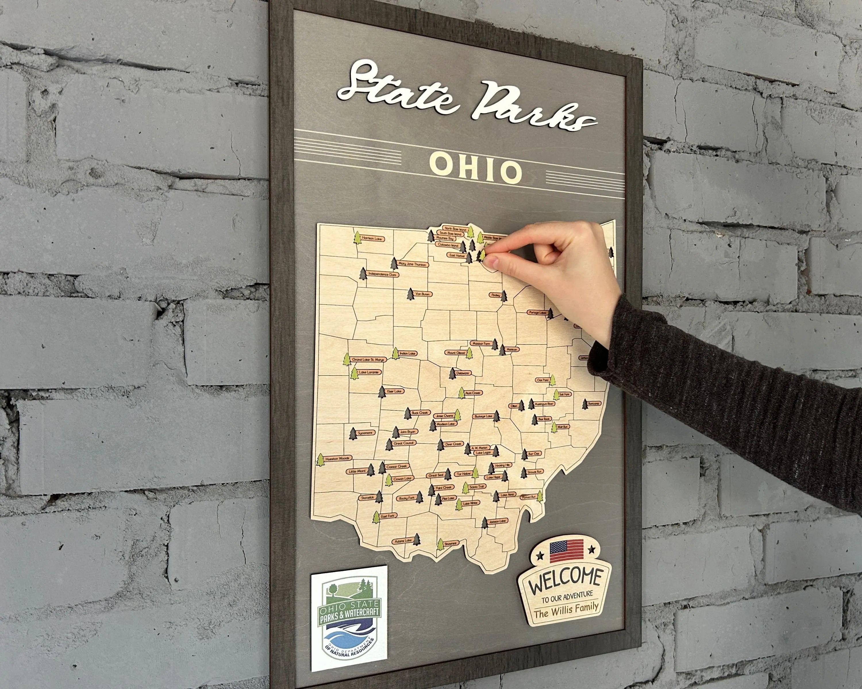 US Wooden Ohio State Parks Map With Trees To Record Park Visits (Light Grey)