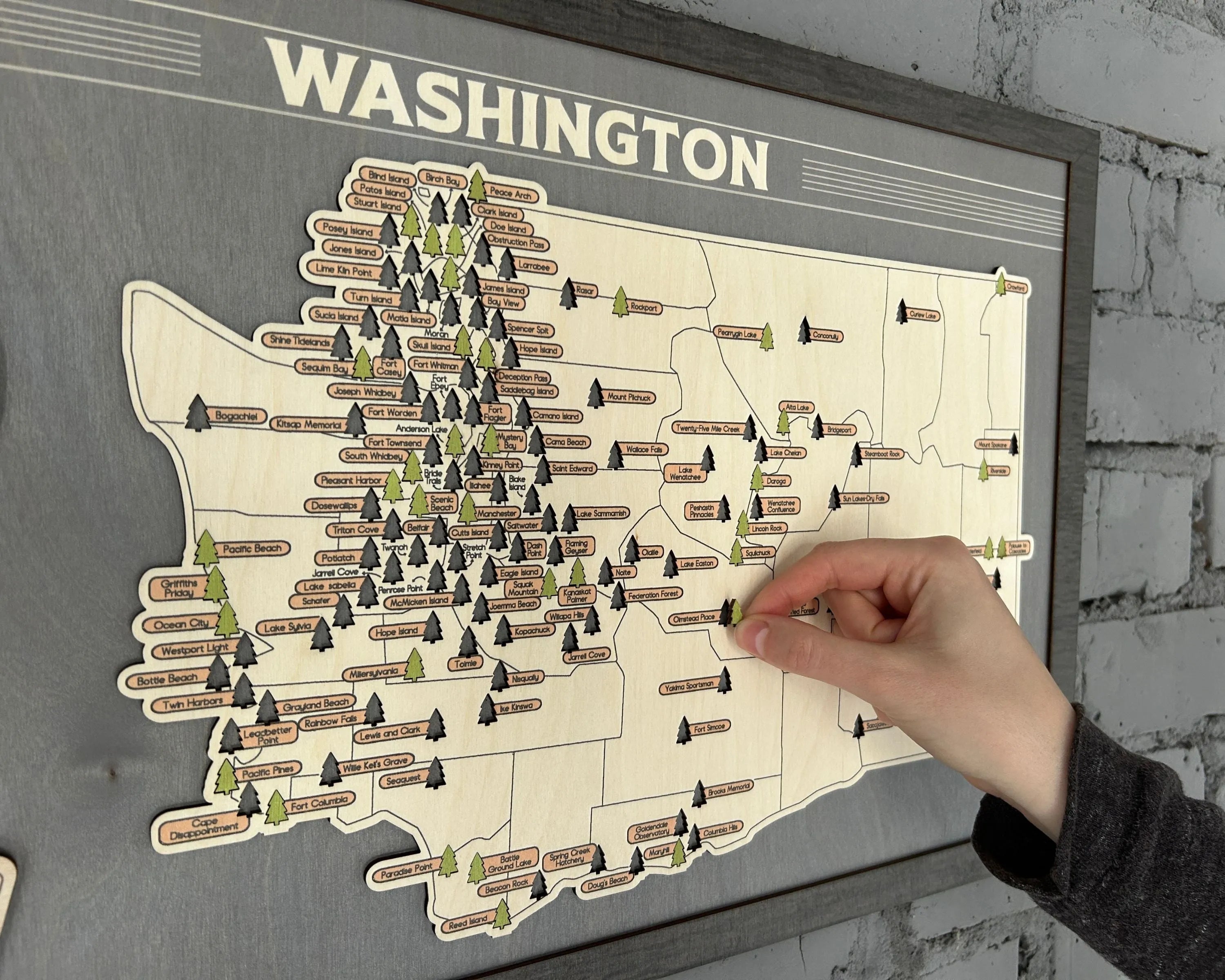 US Wooden Washington State Parks Map With Trees To Record Park Visits (Light Grey)