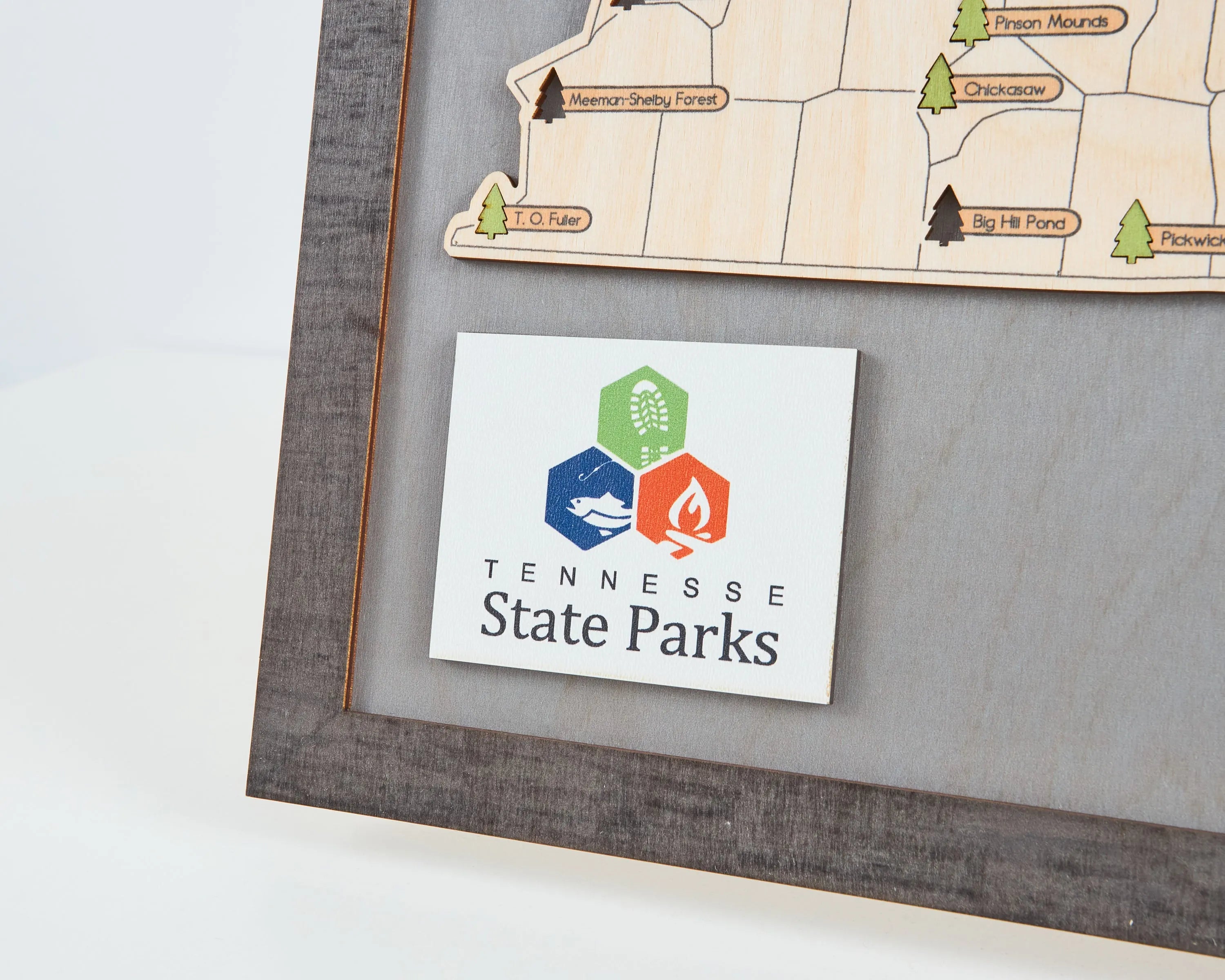 US Wooden Tennessee State Parks Map With Trees To Record Park Visits (Light Grey)