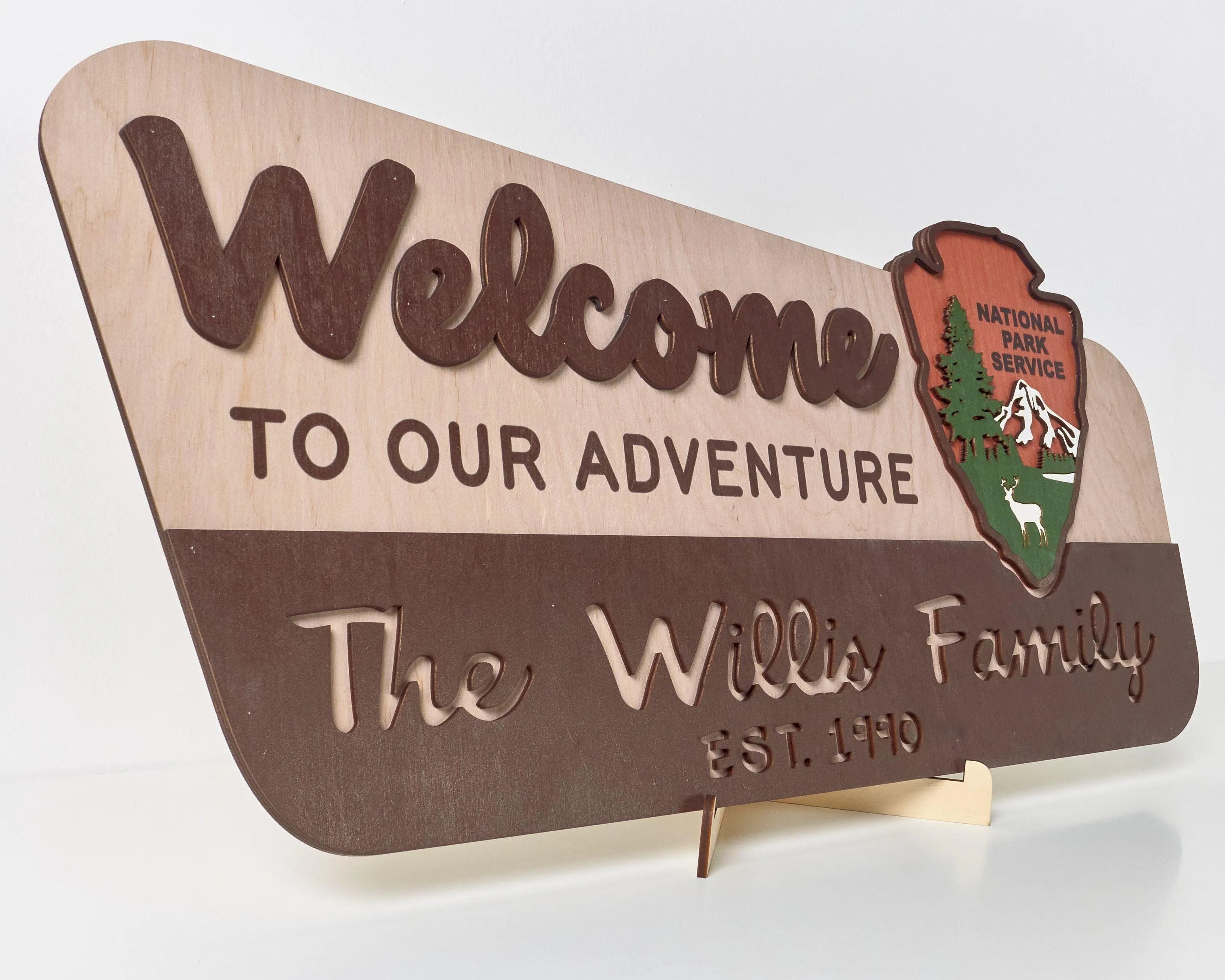 3D National Park Service Family Name Welcome Sign (Deer Design) - Lemap