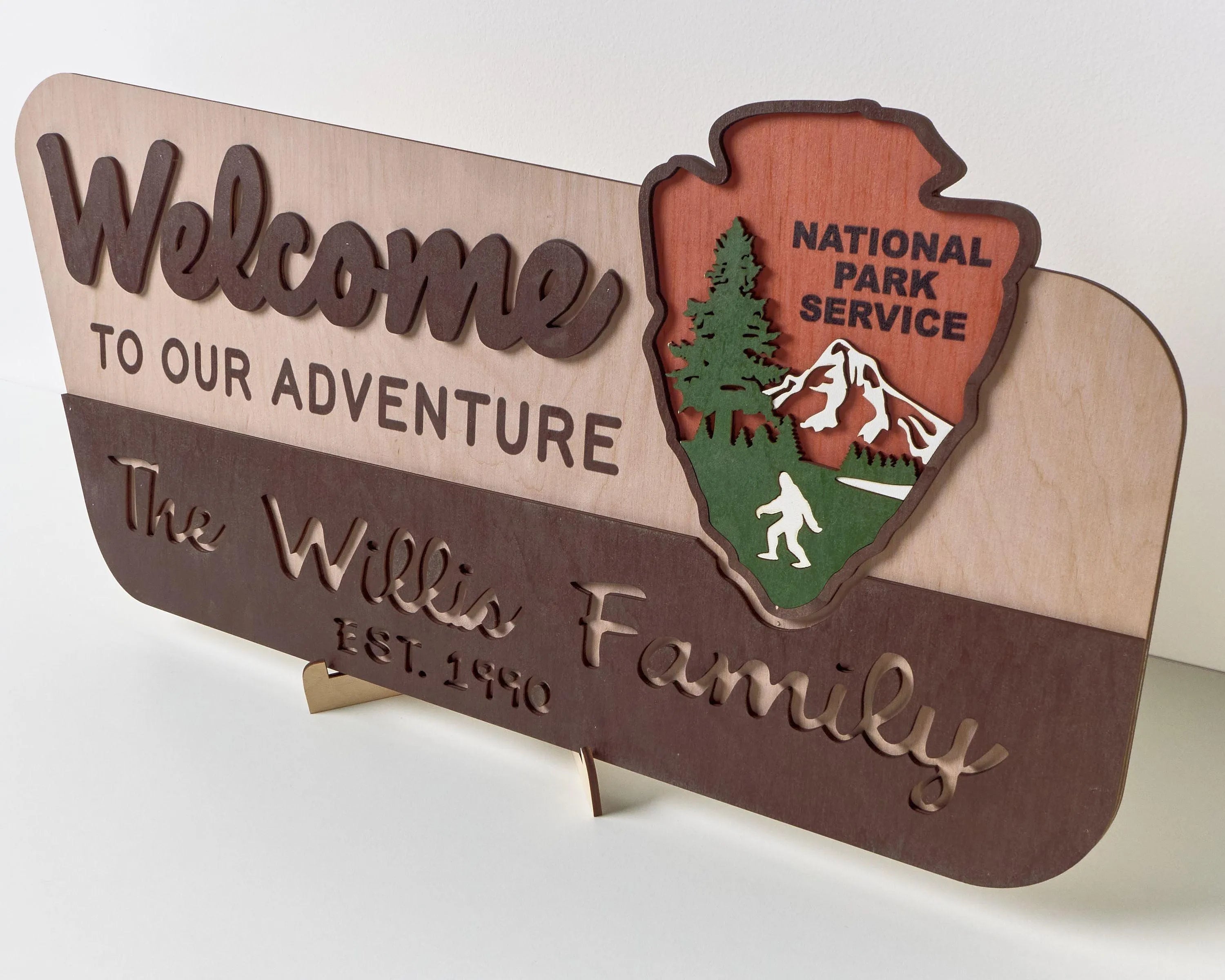 3D National Park Service Family Name Welcome Sign (Yeti Design) - Lemap