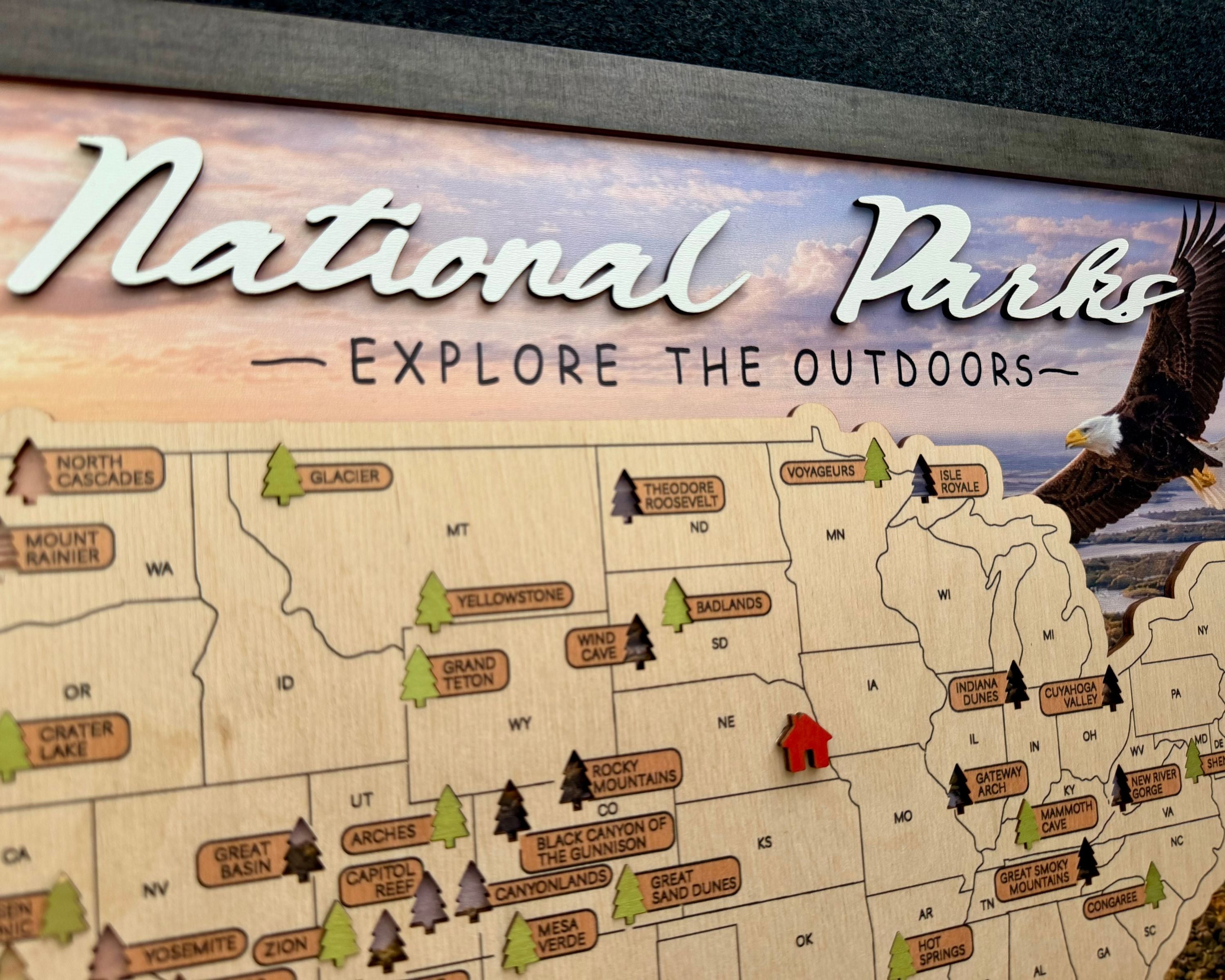 US National Parks Wooden Travel Map & Visit Tracker – Landscape Edition (Eagle)