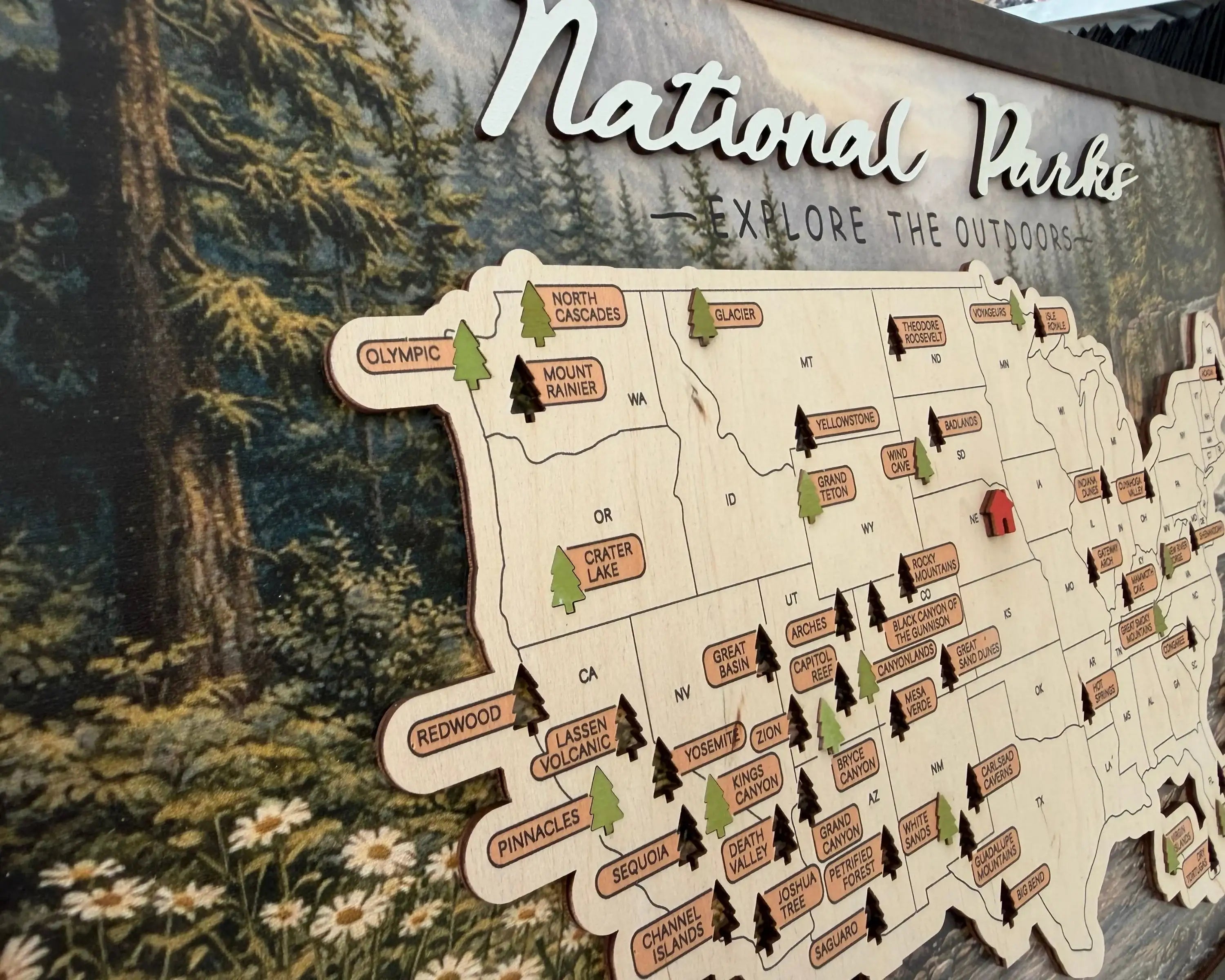 US National Parks Wooden Travel Map & Visit Tracker – Landscape Edition (Forest daisies)