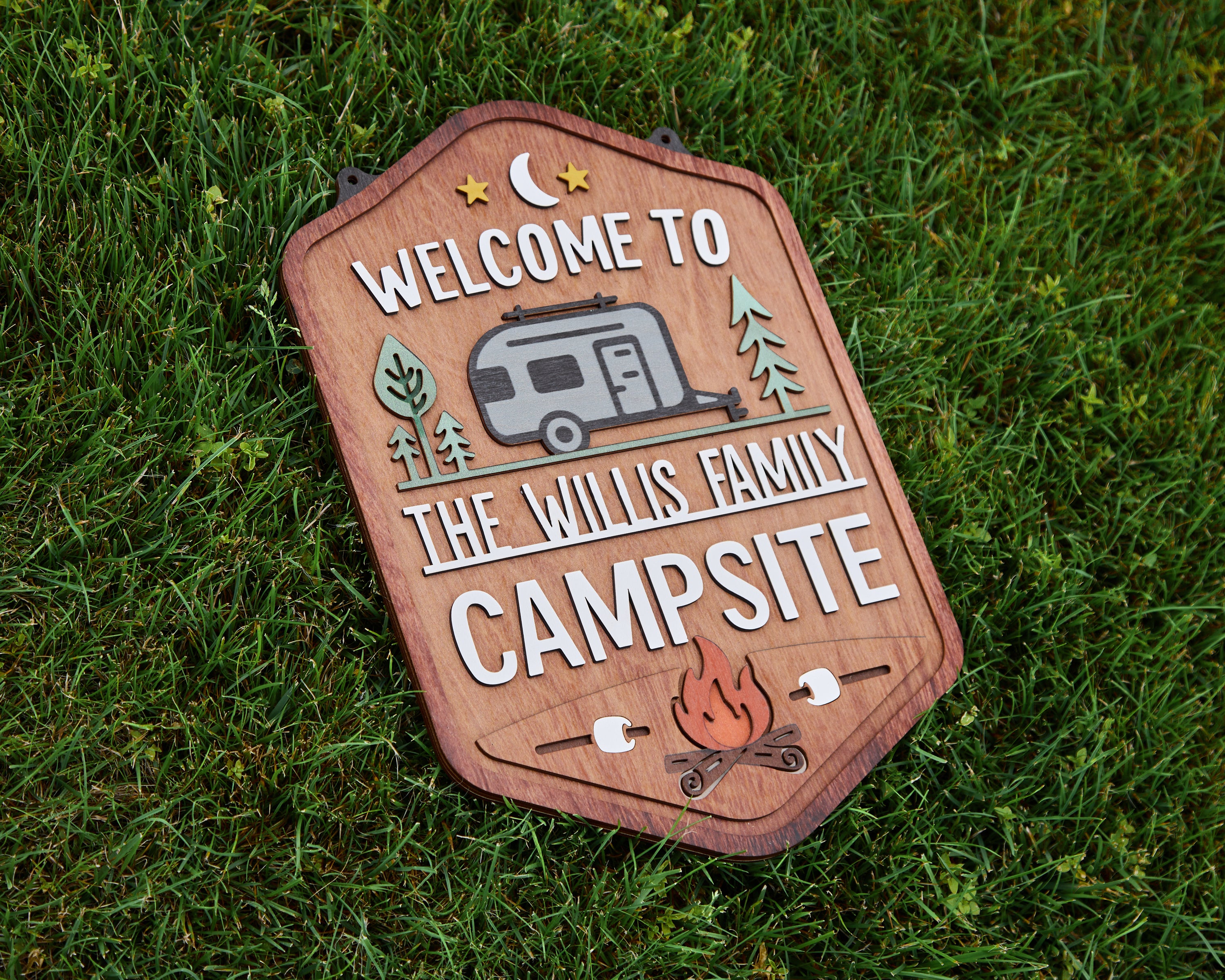 Personalized Welcome To Our Campsite Sign - Camping Flag | Custom Family Name Camper Decoration (Travel Trailer 2)