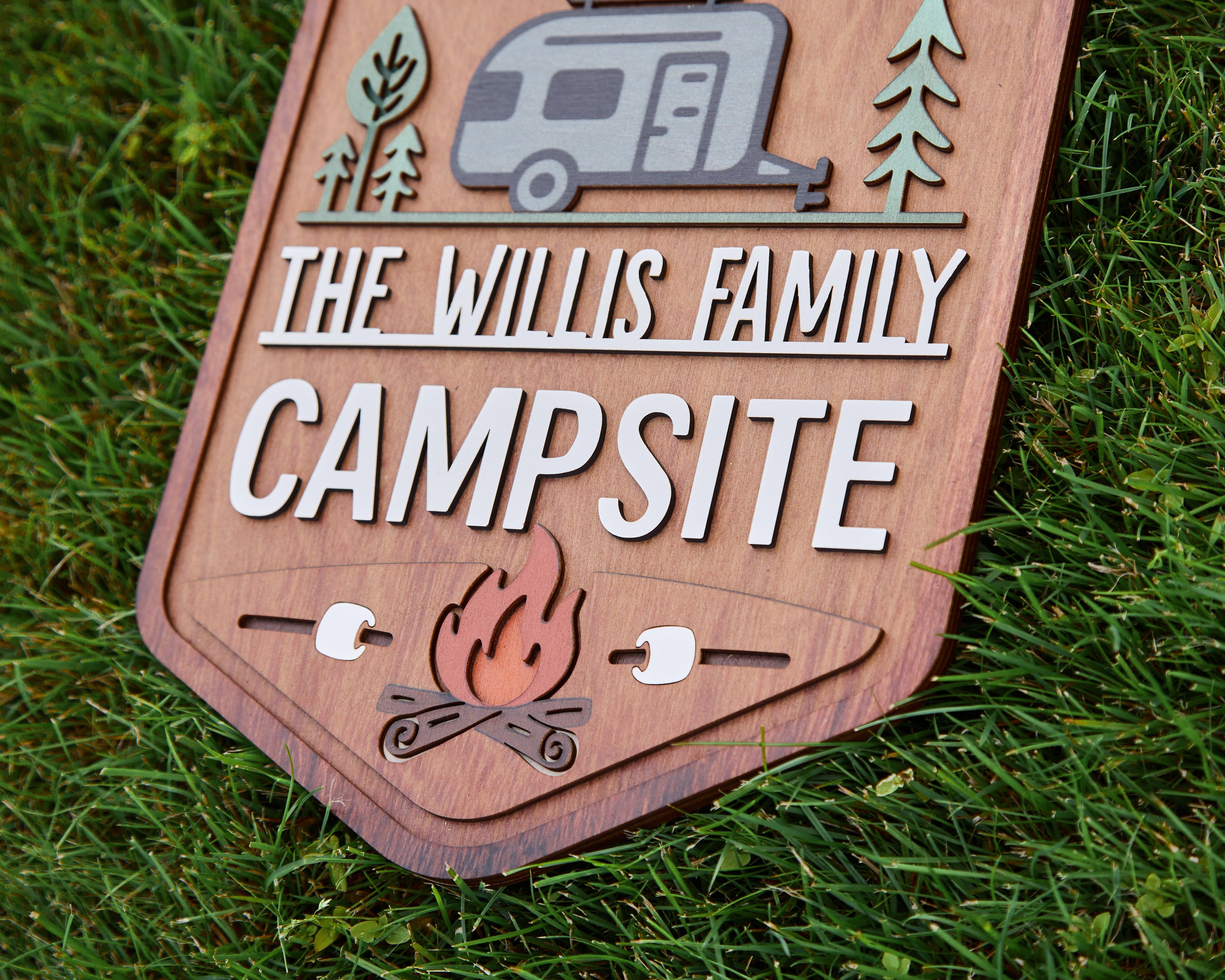 Personalized Welcome To Our Campsite Sign - Camping Flag | Custom Family Name Camper Decoration (Travel Trailer 2)